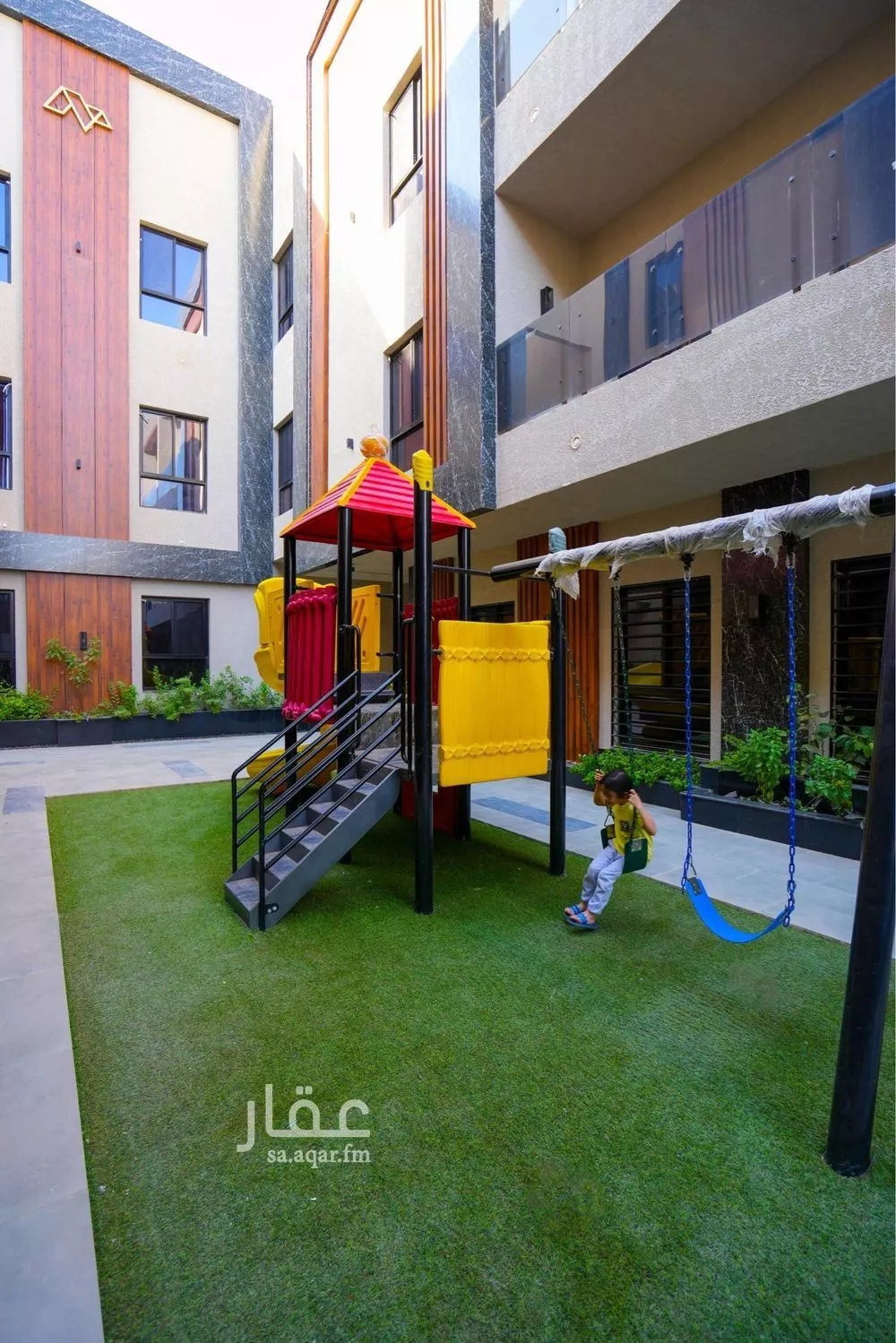 2 bedroom apartment in Al Rawdah 5