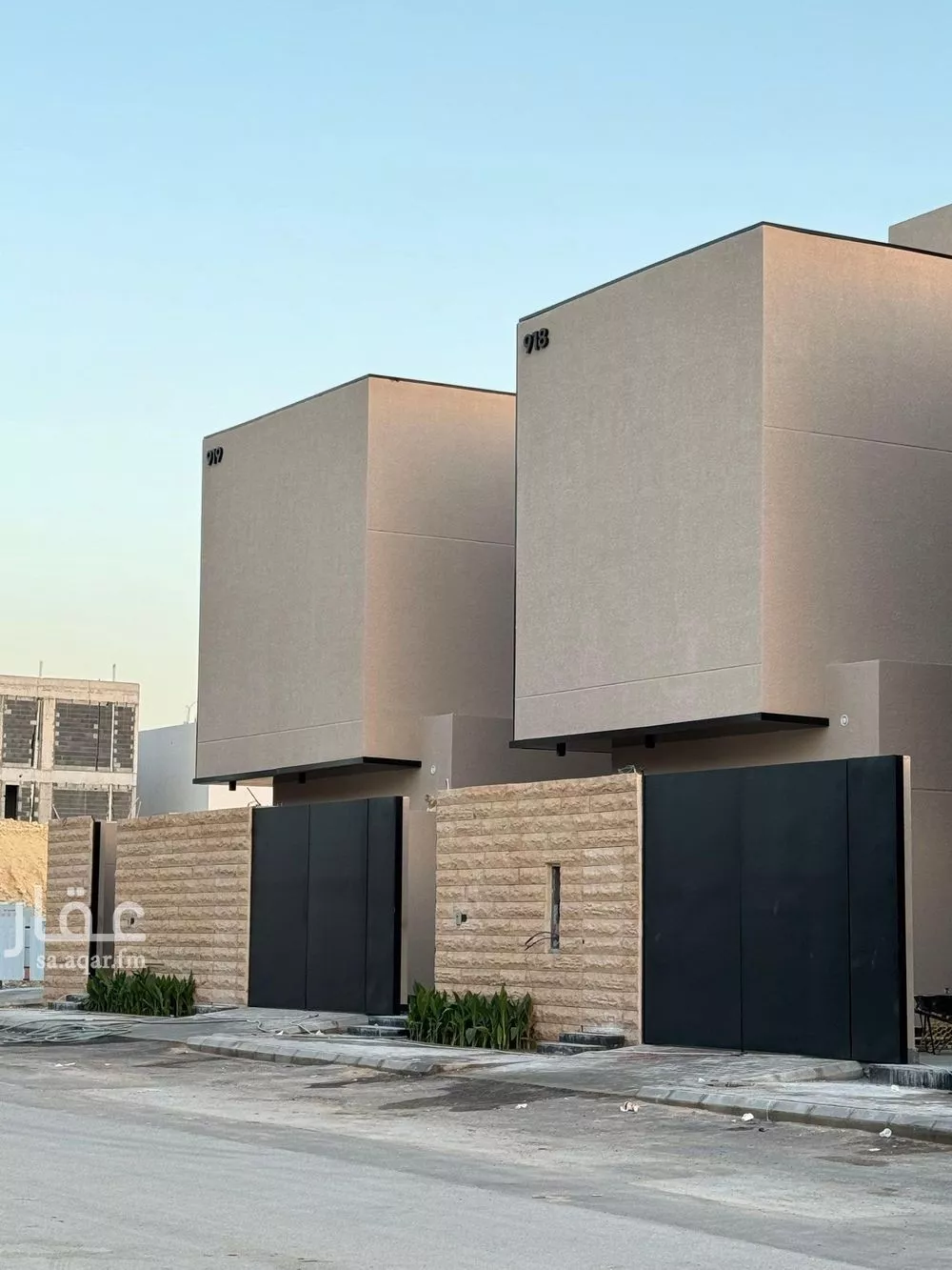 5 bedroom villa in Al Narjis 2