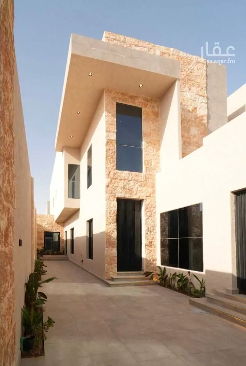 فيلا 4 غرف في العارض 2