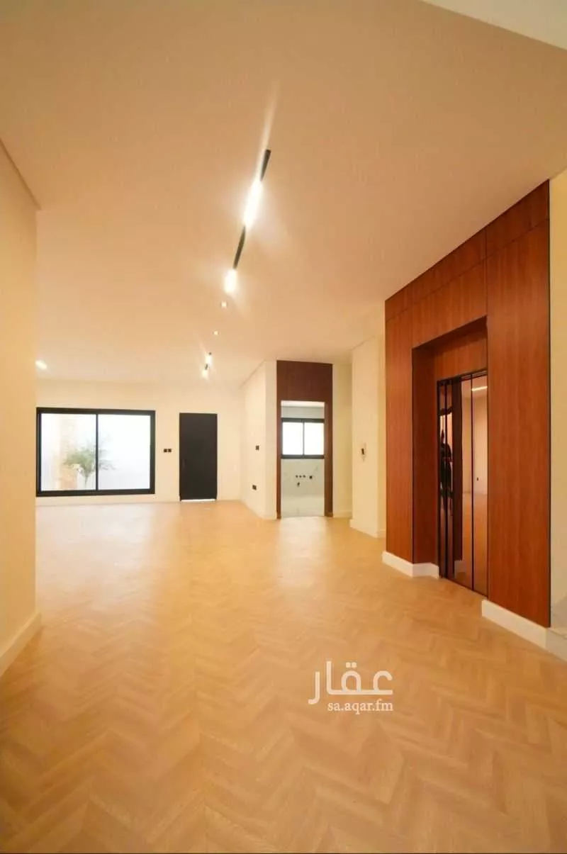 فيلا 4 غرف في العارض 5