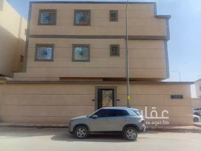 10 bedroom villa in Al Janadriyah 2