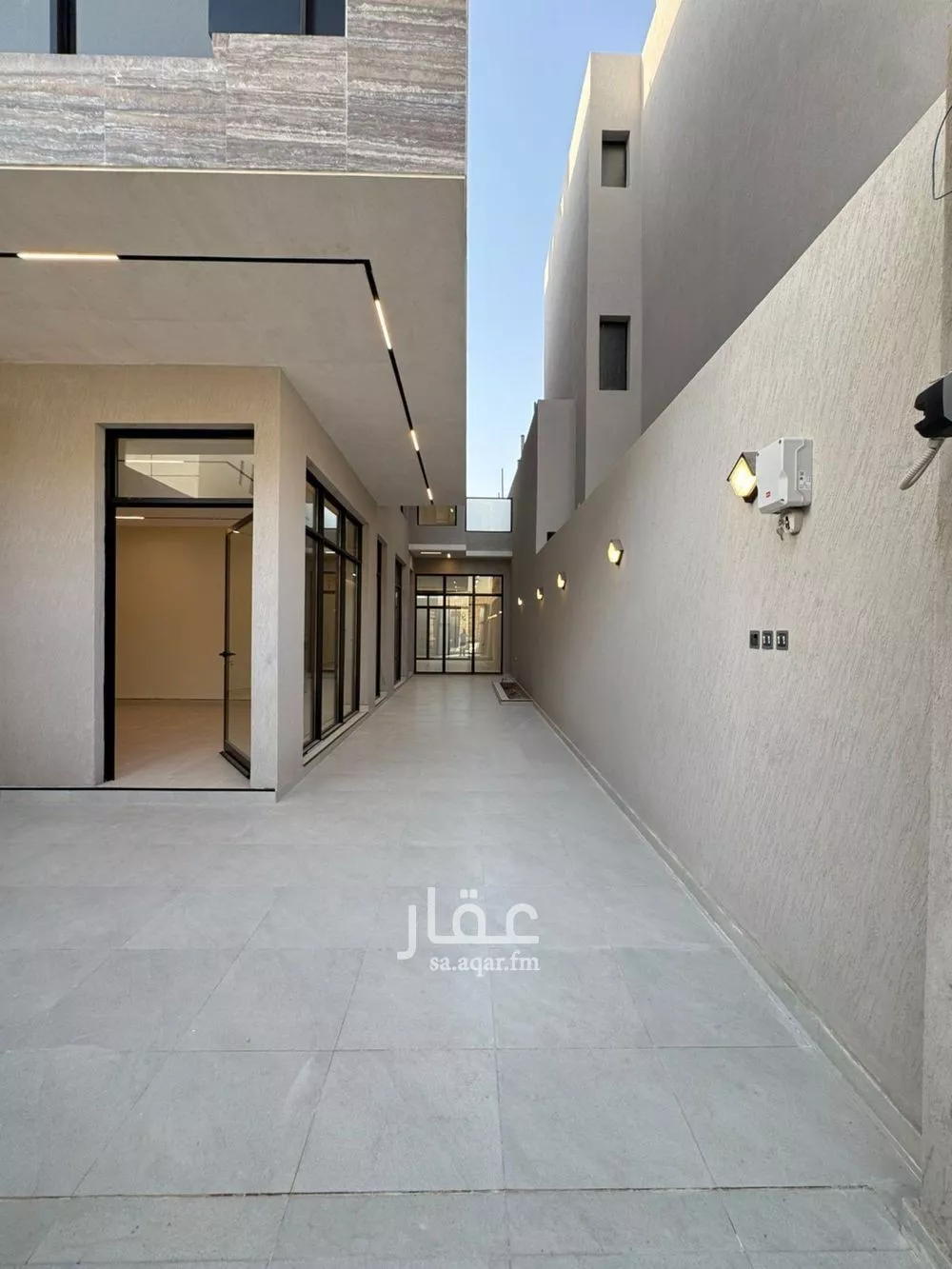 5 bedroom villa in Al Rimal 3