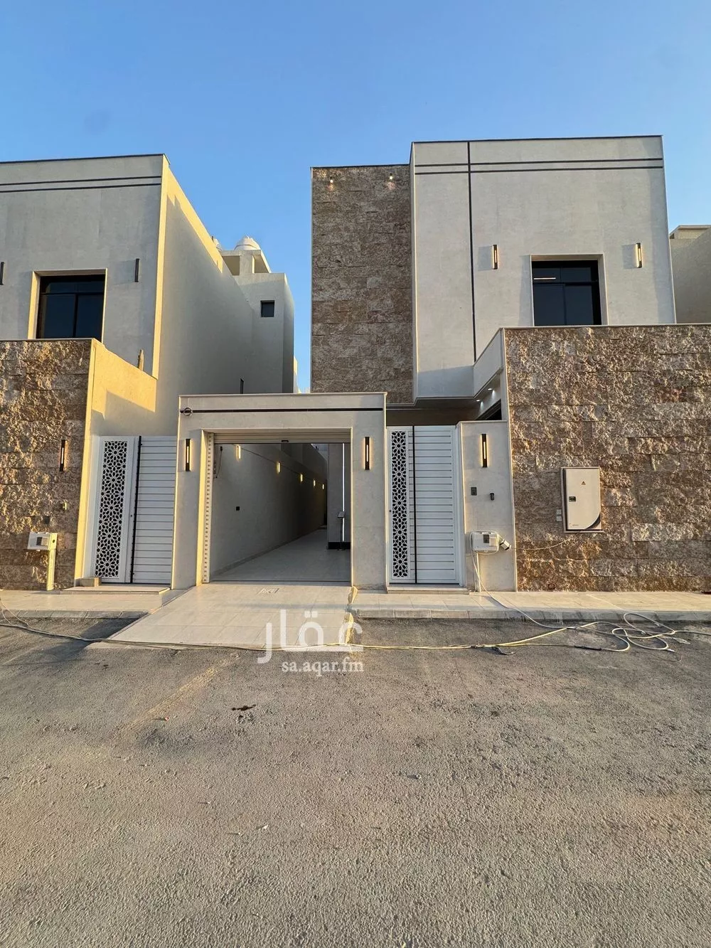 6 bedroom villa in Al Rimal 3