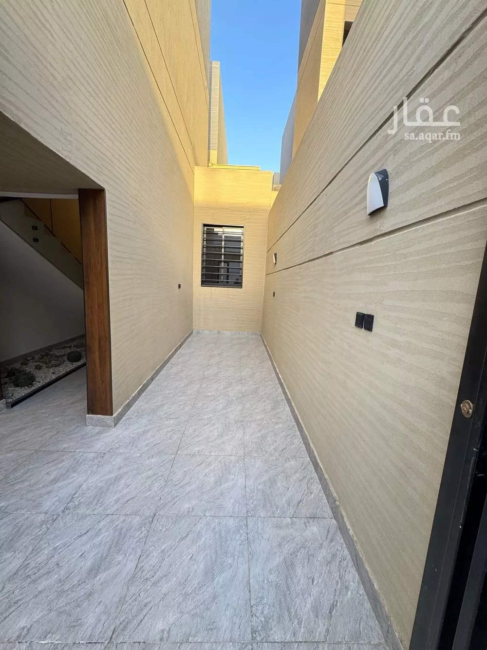 6 bedroom floor in Al Munsiyah 4