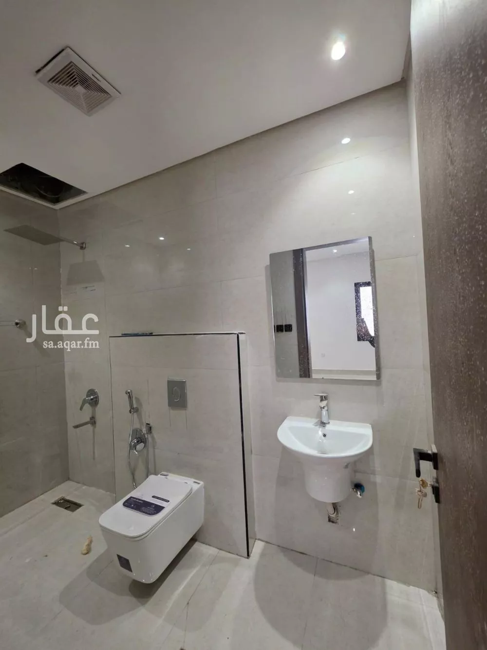 5 bedroom villa in Al Yarmouk, Riyadh 25