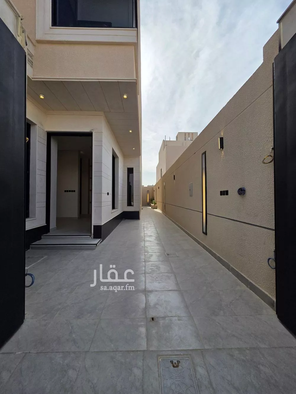 فيلا 6 غرف في الرمال 2