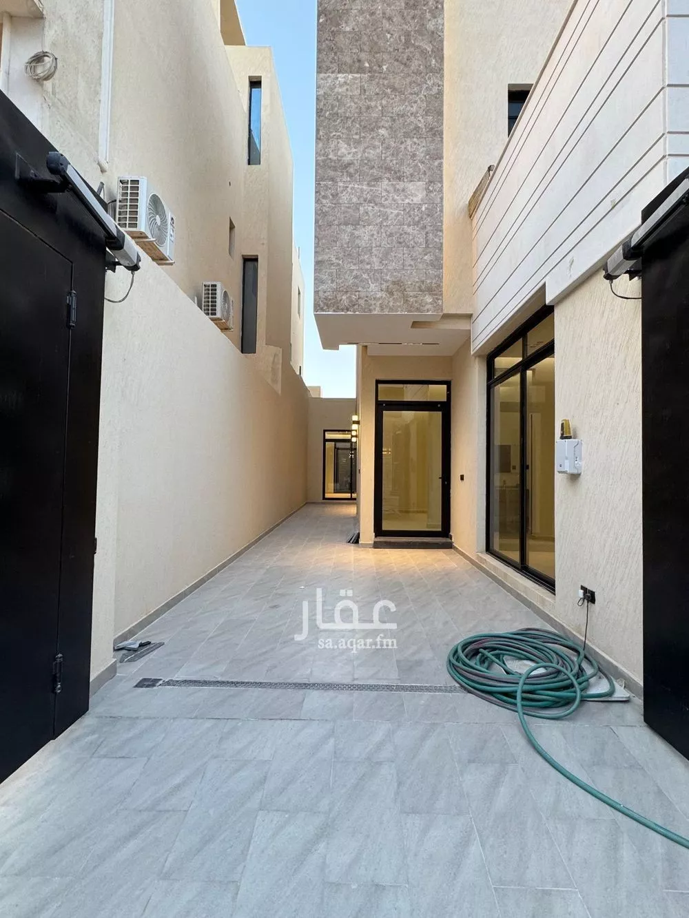 6 bedroom villa in Al Rimal 2