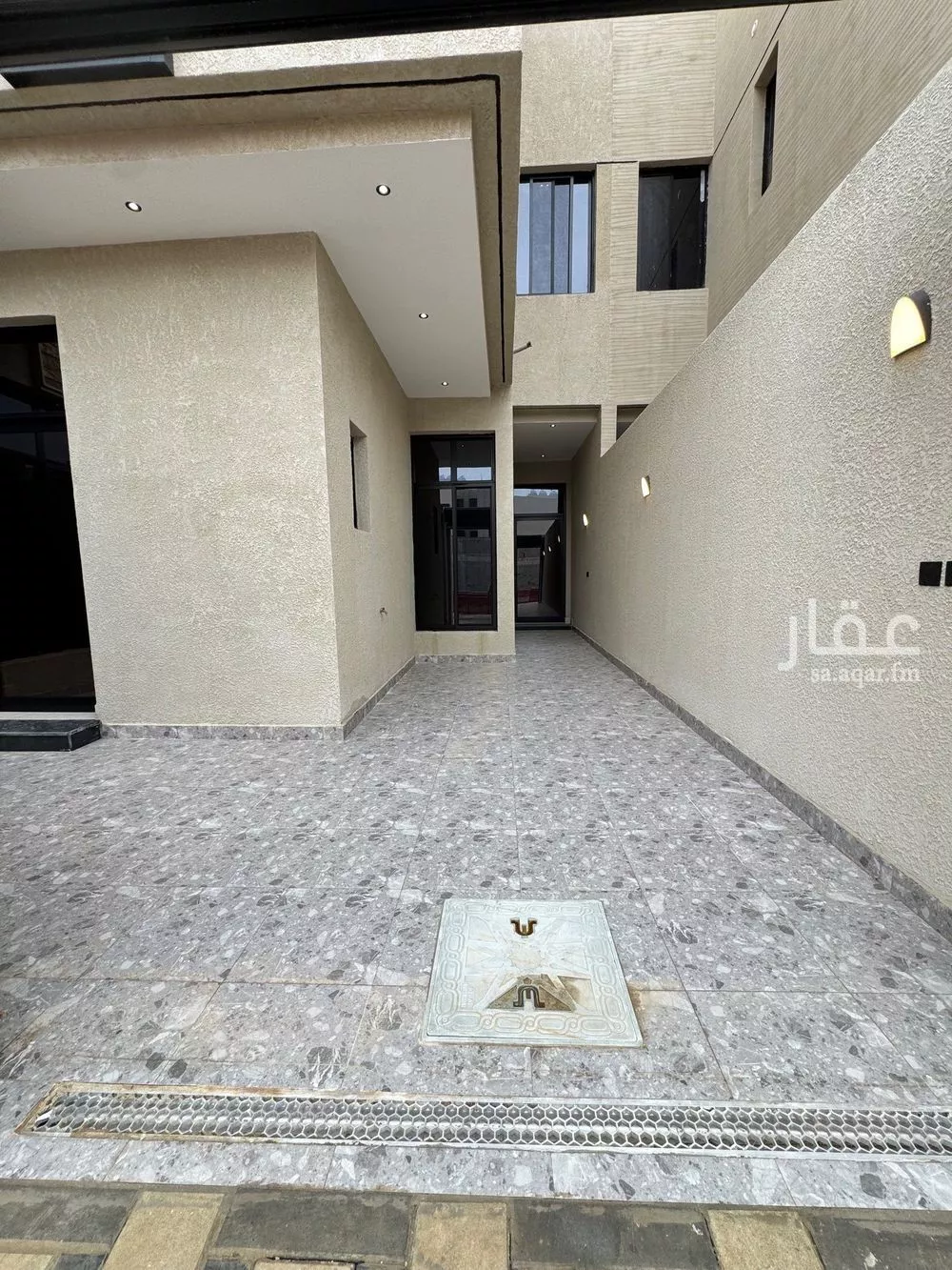 5 bedroom villa in Al Rimal 3