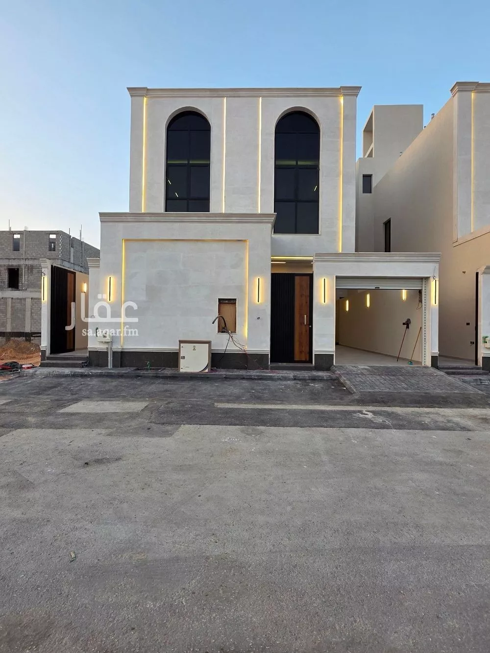 6 bedroom villa in Al Rimal 2