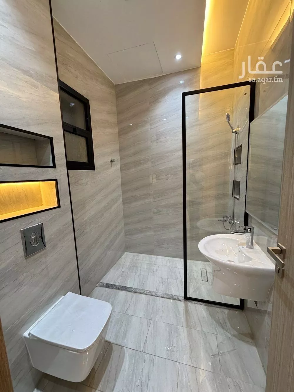 4 bedroom apartment in Al Munsiyah, Riyadh 14