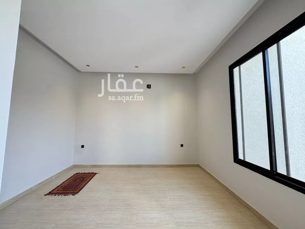 4 bedroom villa in Al Rimal 5