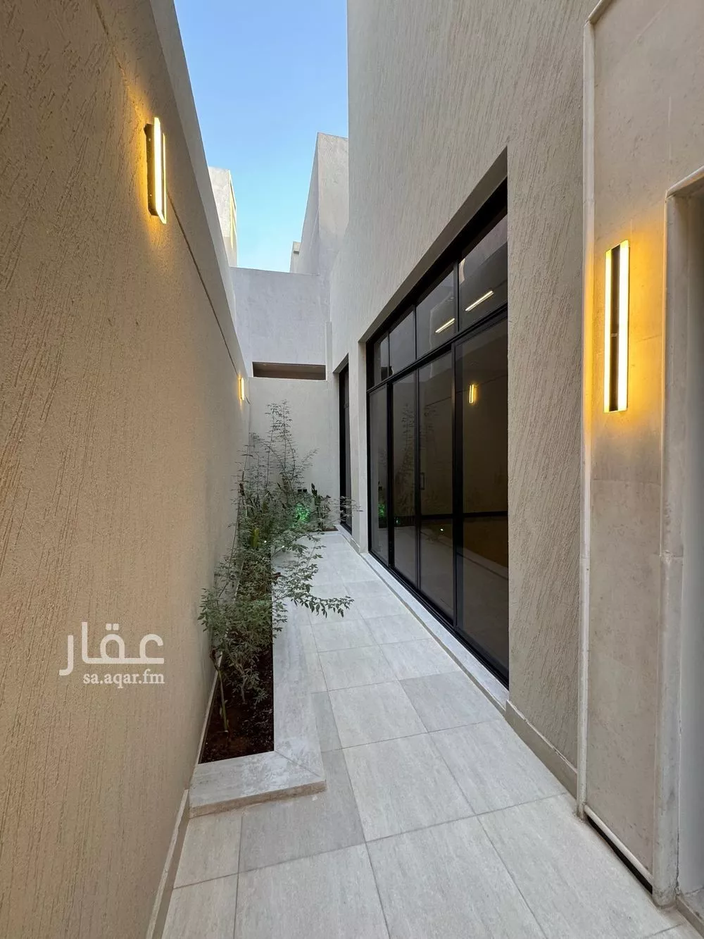 6 bedroom villa in Al Rimal 5