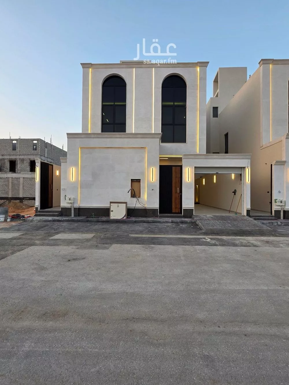 6 bedroom villa in Al Rimal 1