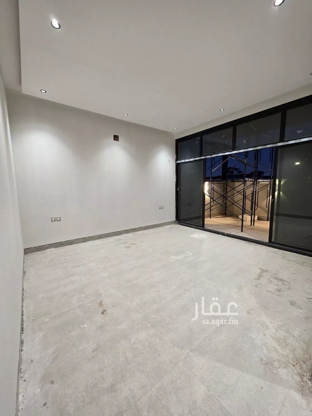 5 bedroom floor in Al Khaleej 4