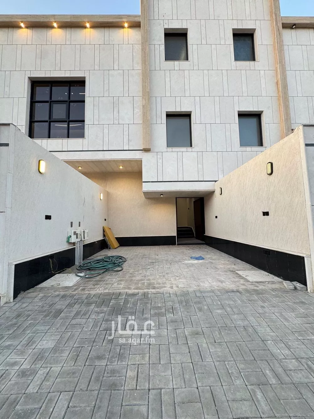 دور 4 غرف في المونسية 1