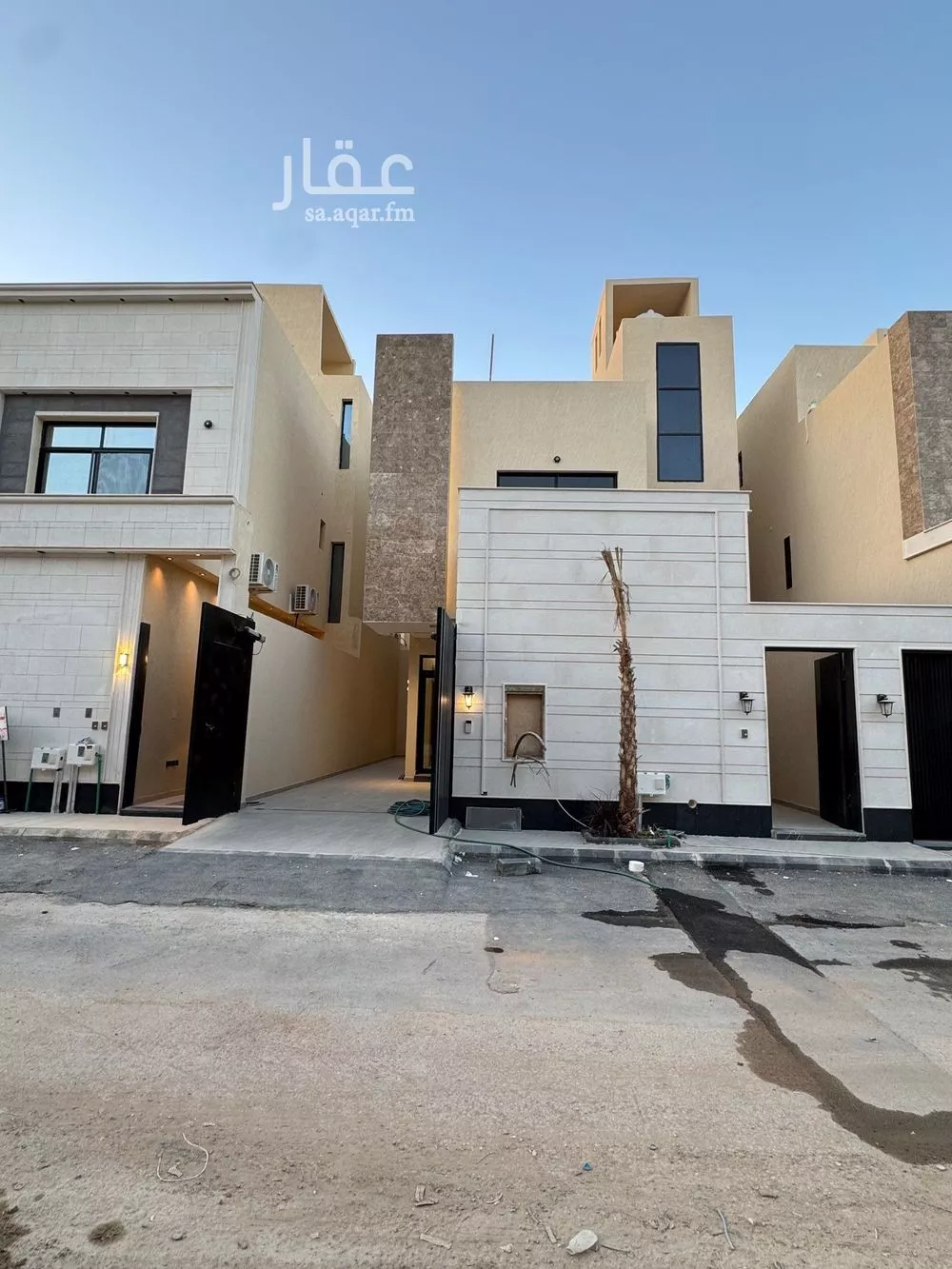 6 bedroom villa in Al Rimal 1