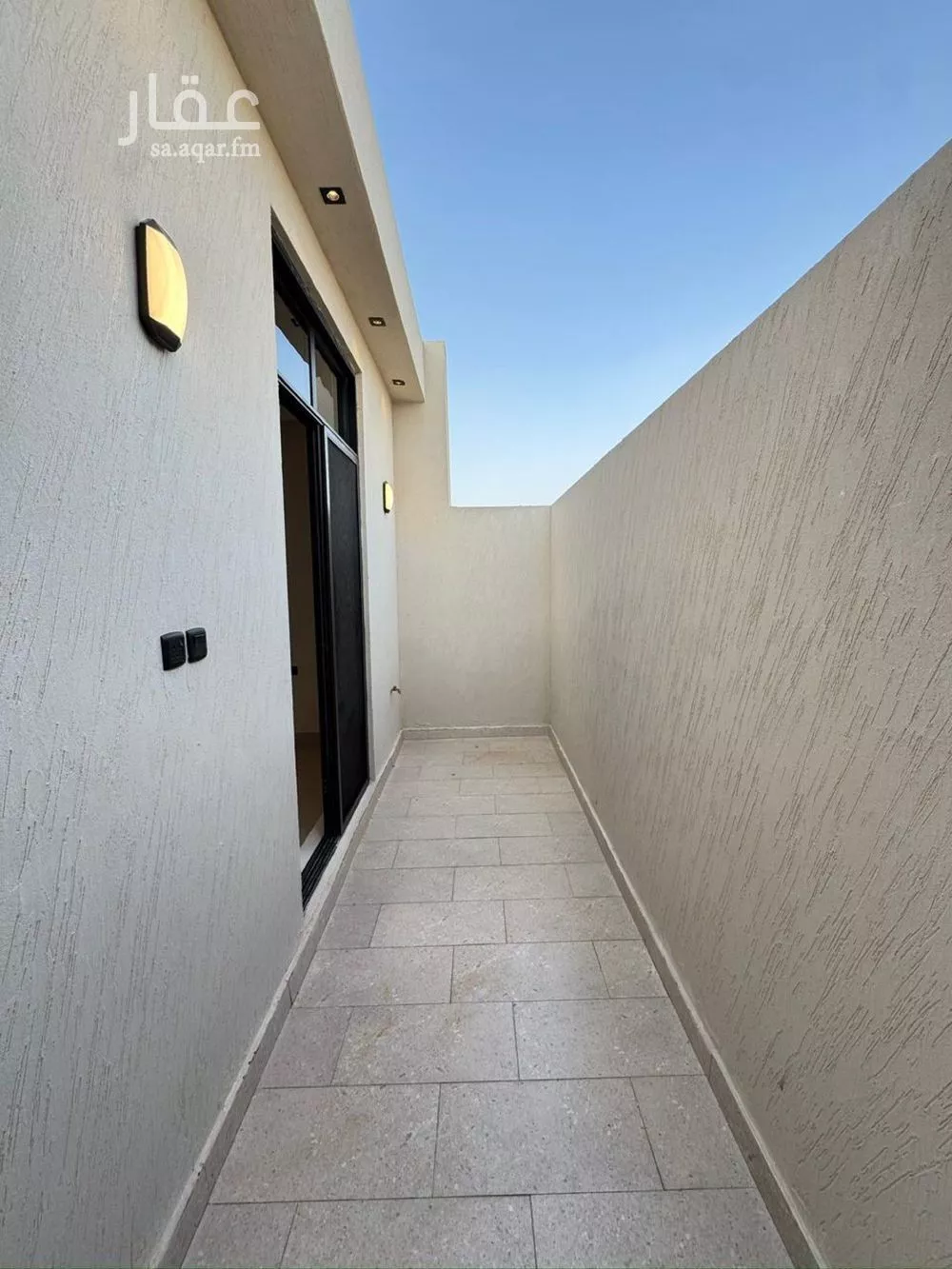 4 bedroom floor in Al Khaleej 5