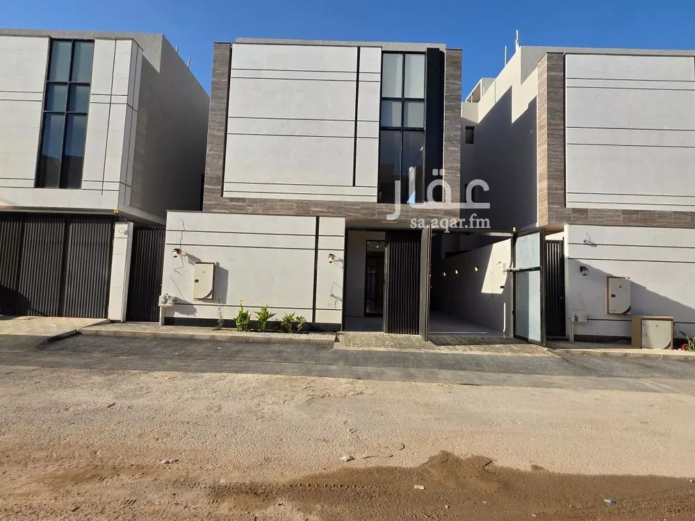 5 bedroom villa in Al Munsiyah 1