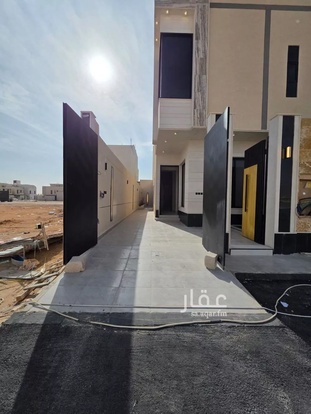 فيلا 5 غرف في الرمال 2