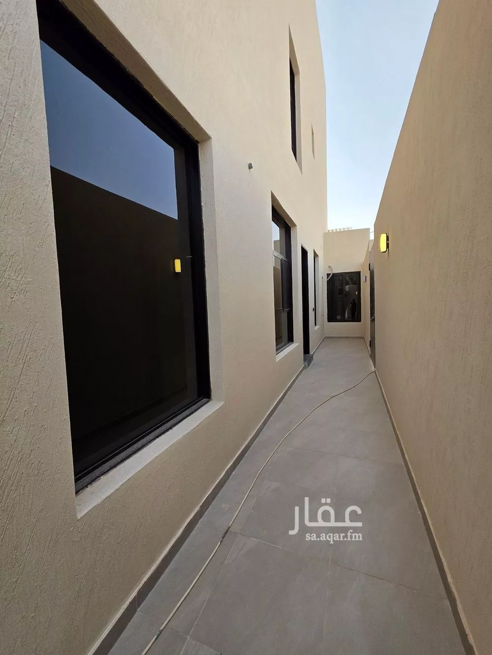 دور 4 غرف في الخليج 3