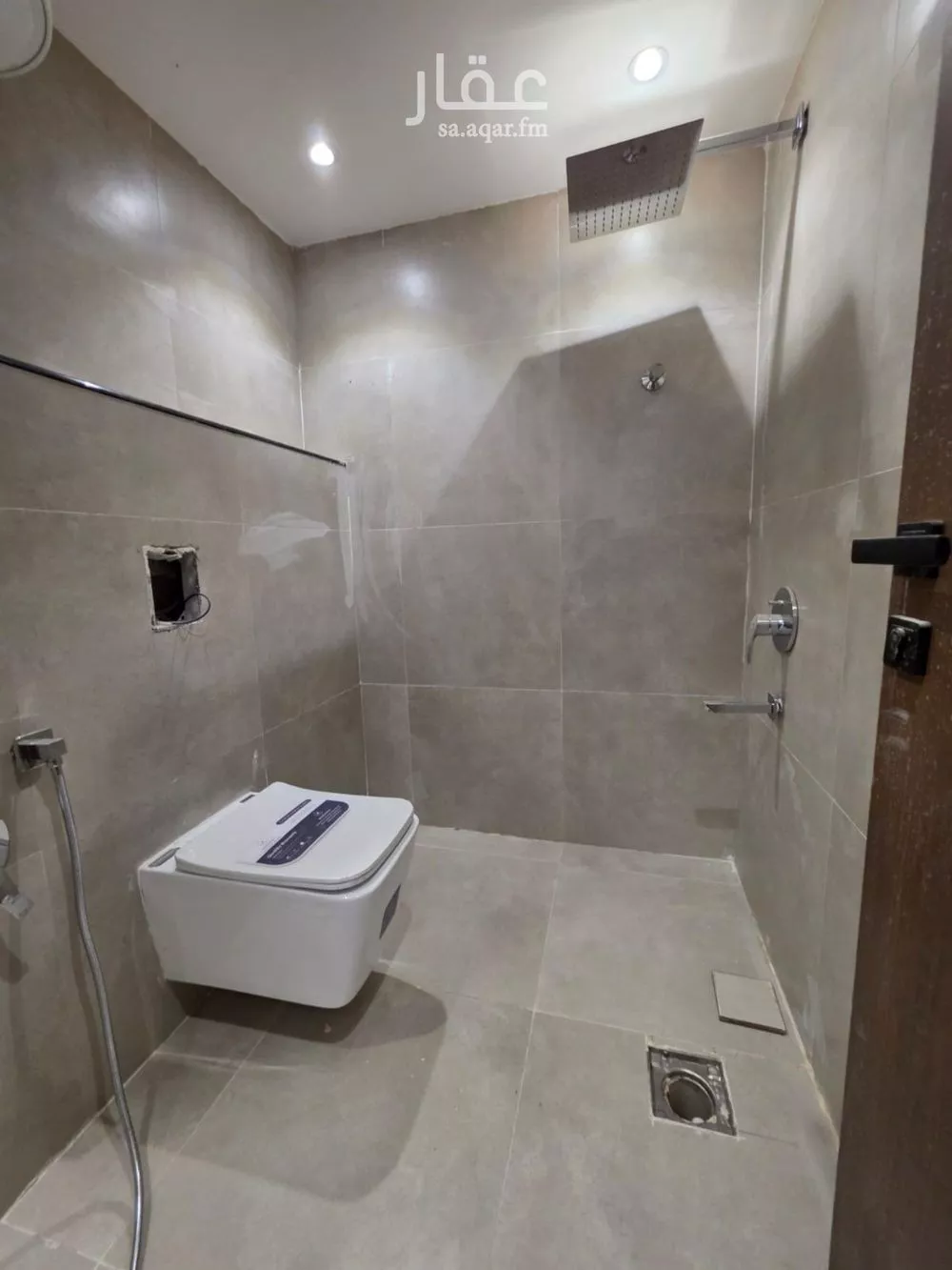 5 bedroom villa in Al Yarmouk, Riyadh 15