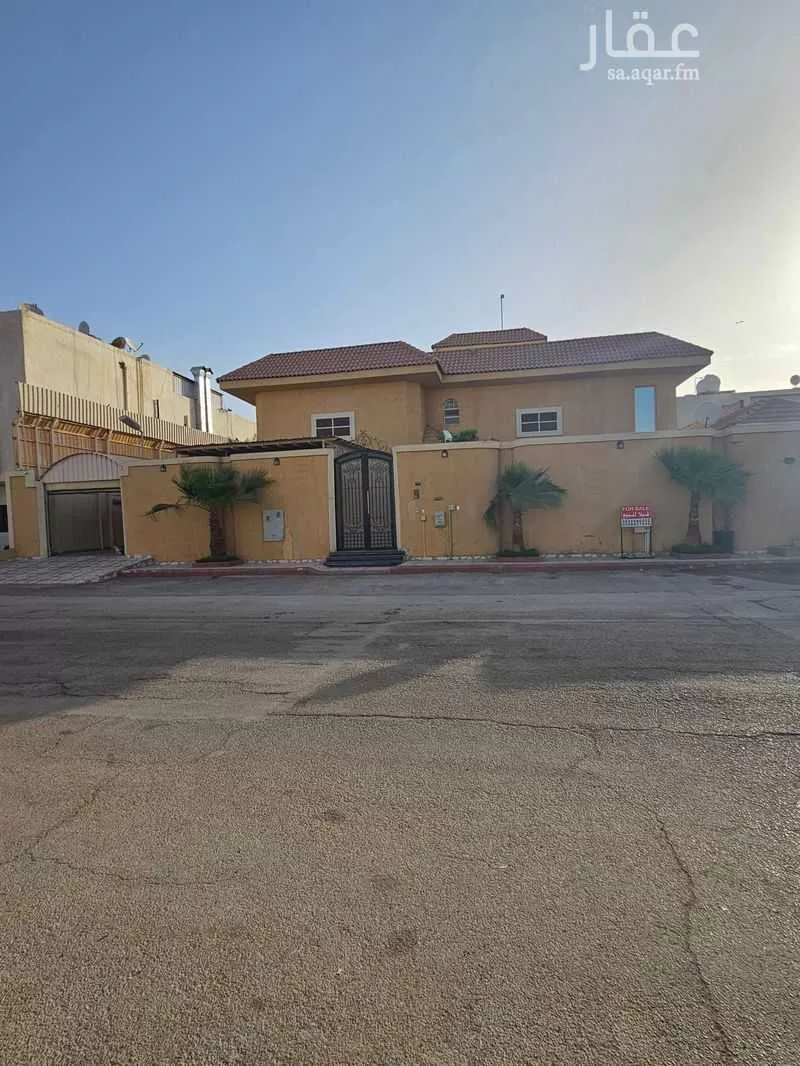 فيلا 7 غرف في الخليج 2