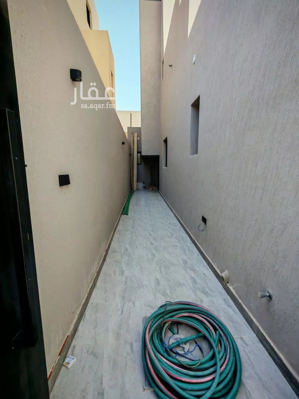 فيلا 5 غرف في الرمال 2