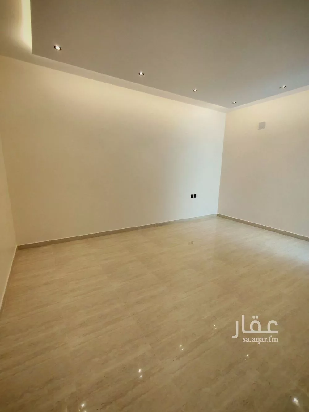 فيلا 5 غرف في الرمال 5