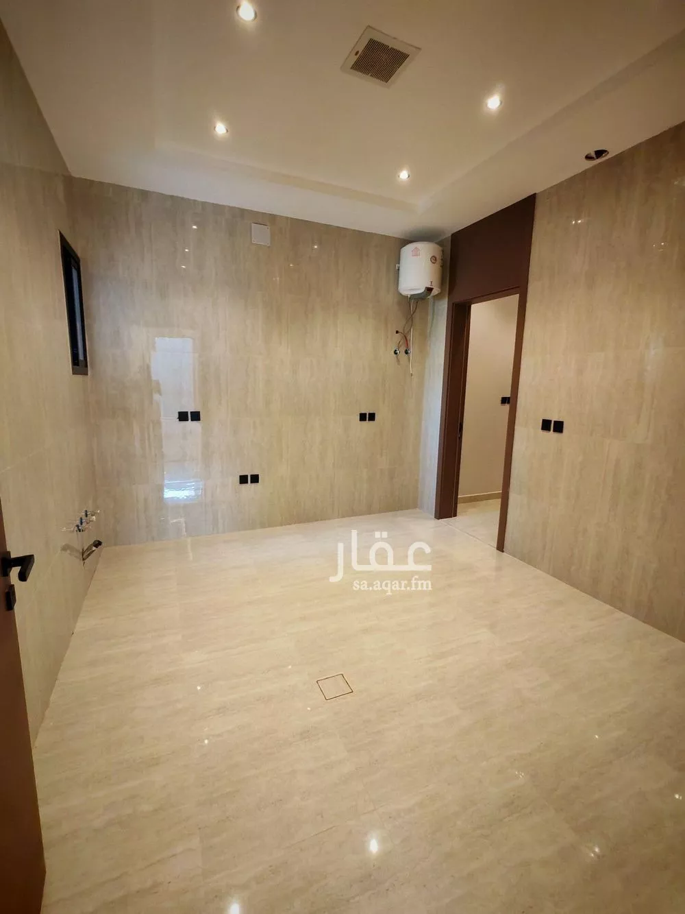 فيلا 5 غرف في الرمال 4