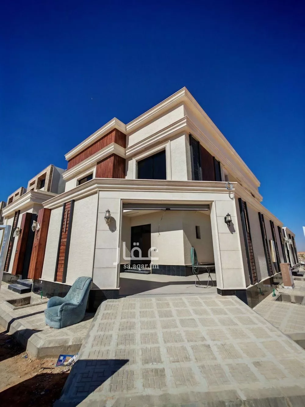 5 bedroom villa in Al Rimal 1