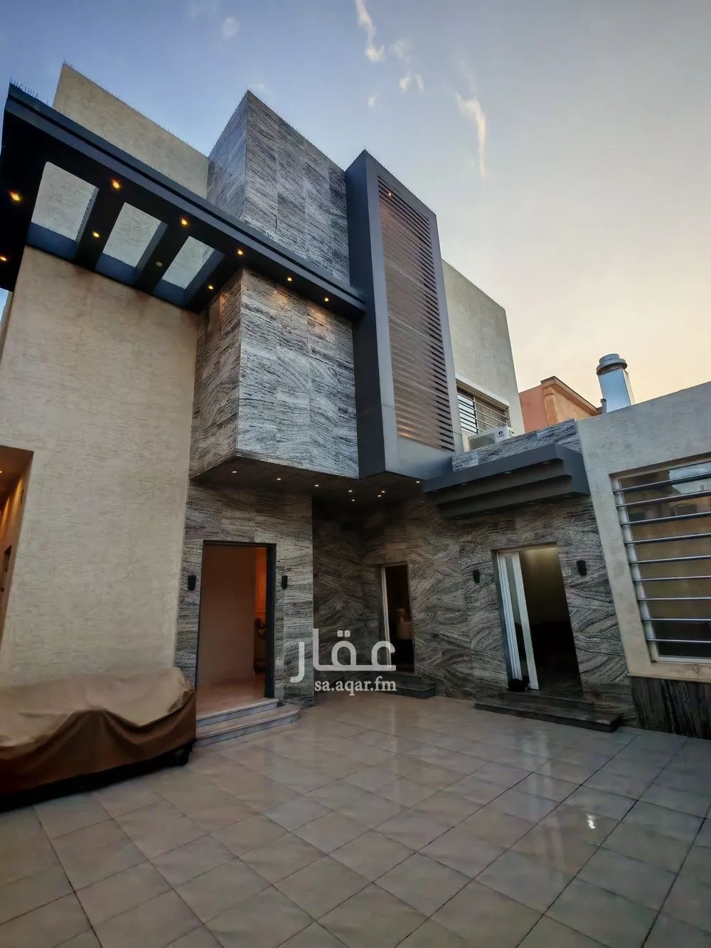 فيلا 6 غرف في المونسية 3