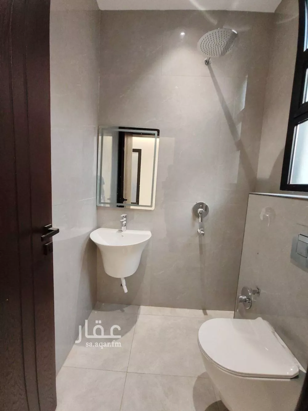 4 bedroom floor in Al Munsiyah 4