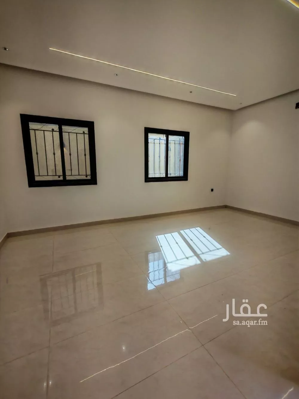 6 bedroom villa in Al Janadriyah 4