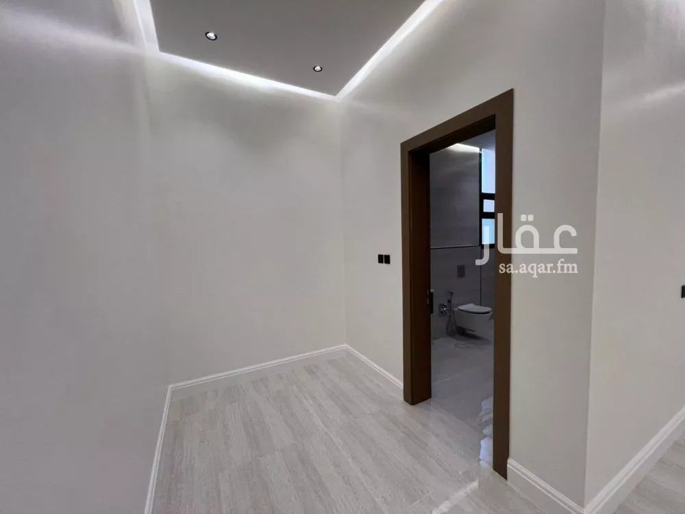 6 bedroom villa in Al Nahda 4