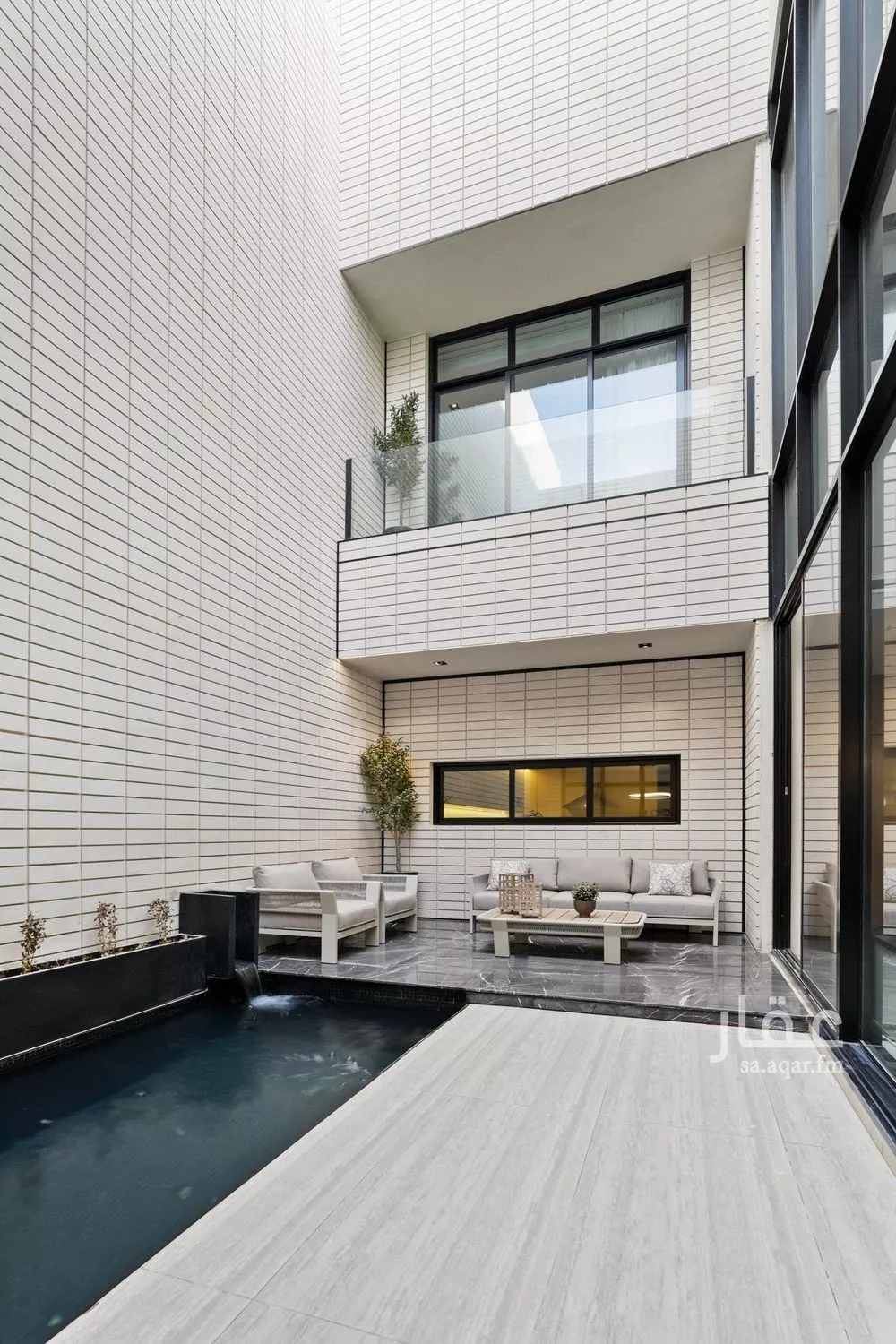 فيلا 5 غرف في النرجس 5