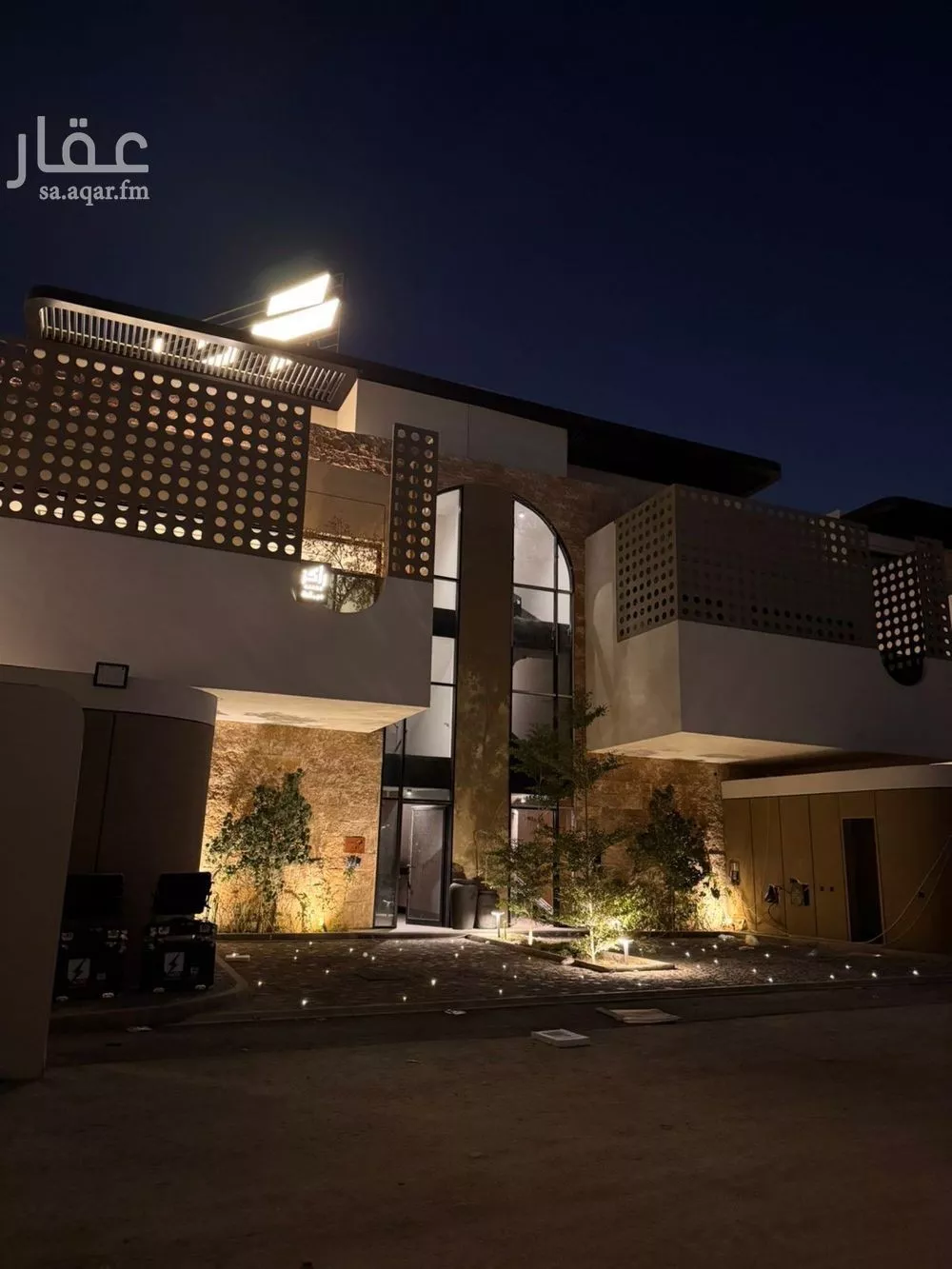 3 bedroom floor in Al Safa 2