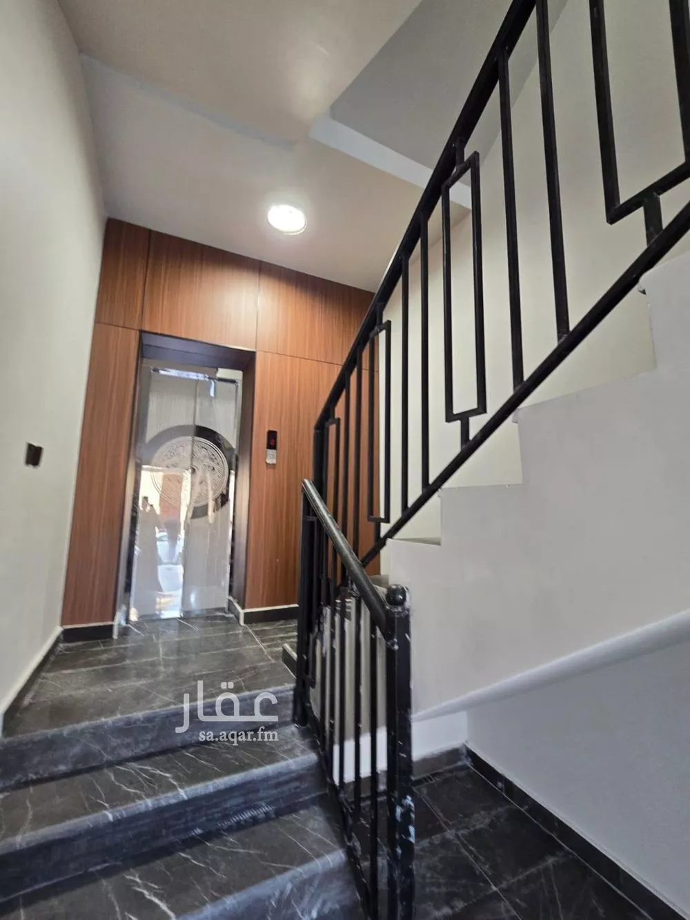 3 bedroom floor in Al Hazm 3