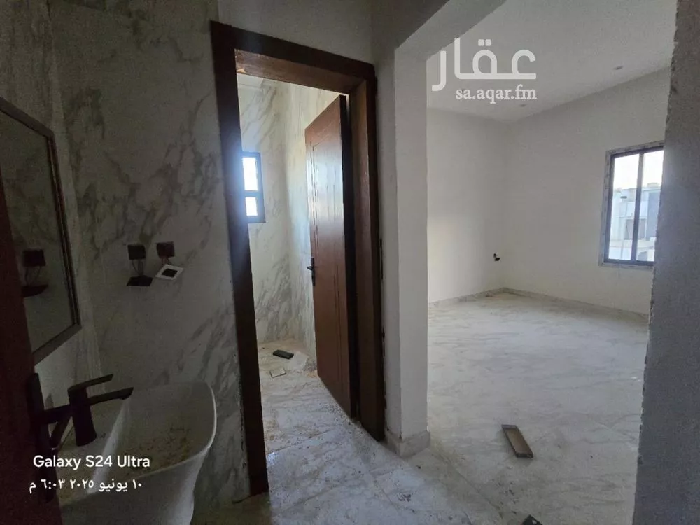 3 bedroom floor in Taibah 5