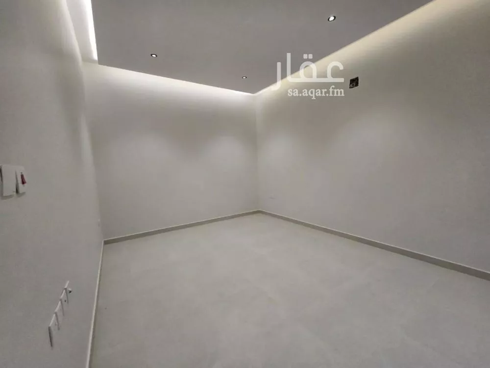 5 bedroom villa in Okaz, Riyadh 16