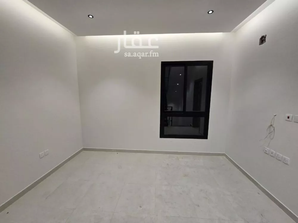 5 bedroom villa in Okaz, Riyadh 10