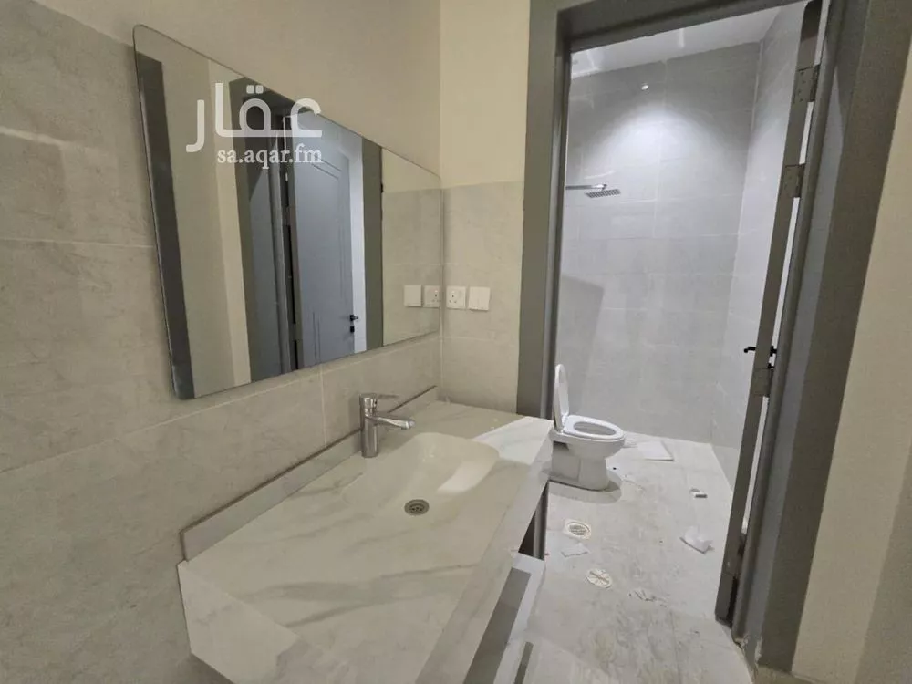 5 bedroom villa in Okaz, Riyadh 6