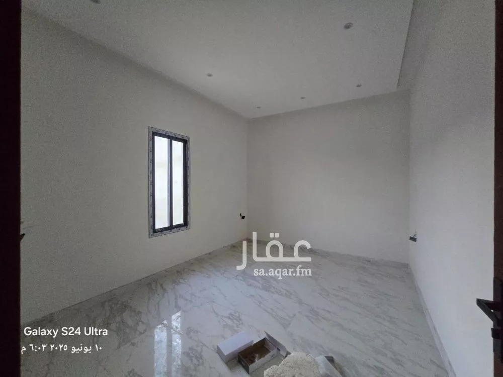 3 bedroom floor in Taibah 4