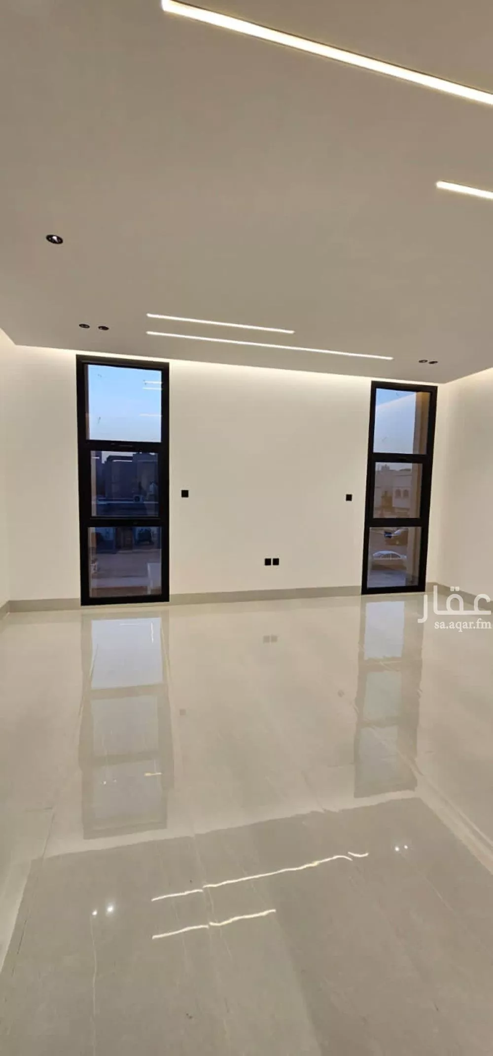 فيلا 5 غرف في النرجس 4