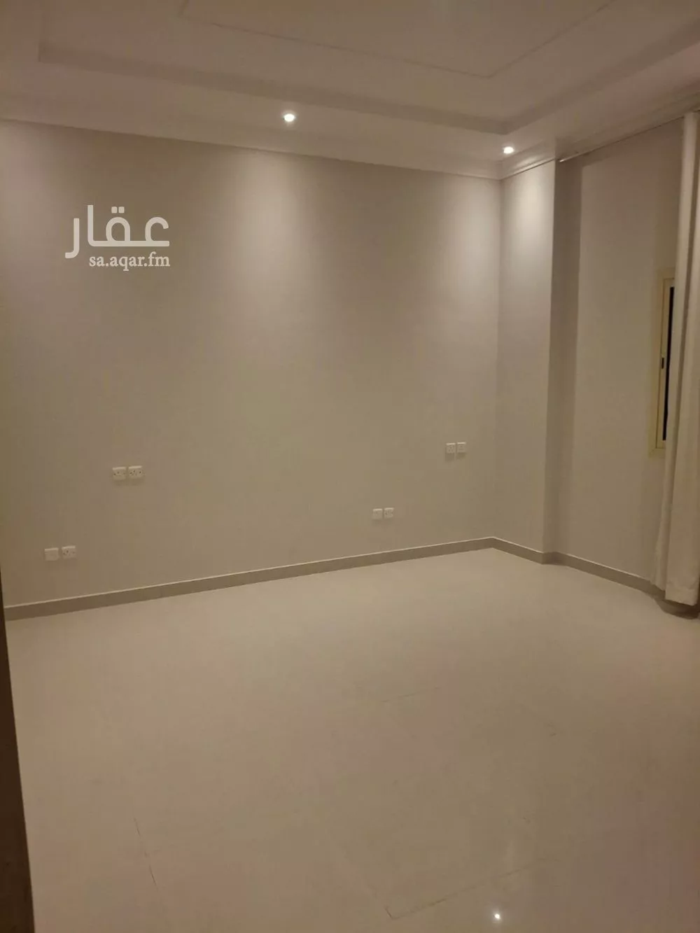 شقة 3 غرف في الملقا 5