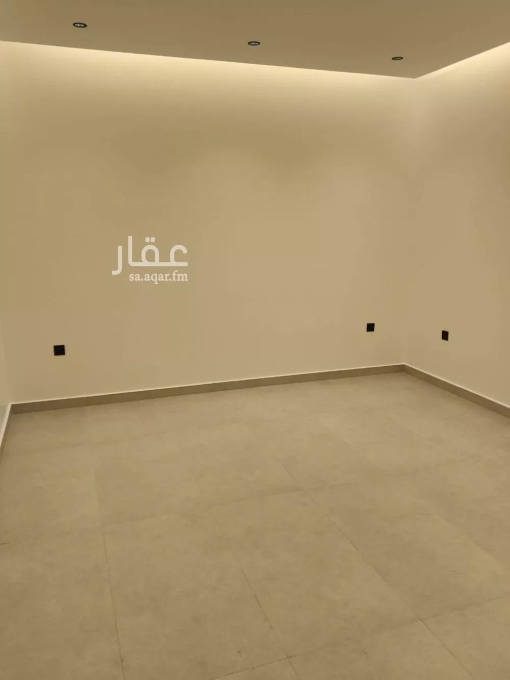 دور 3 غرف في عرقة 1