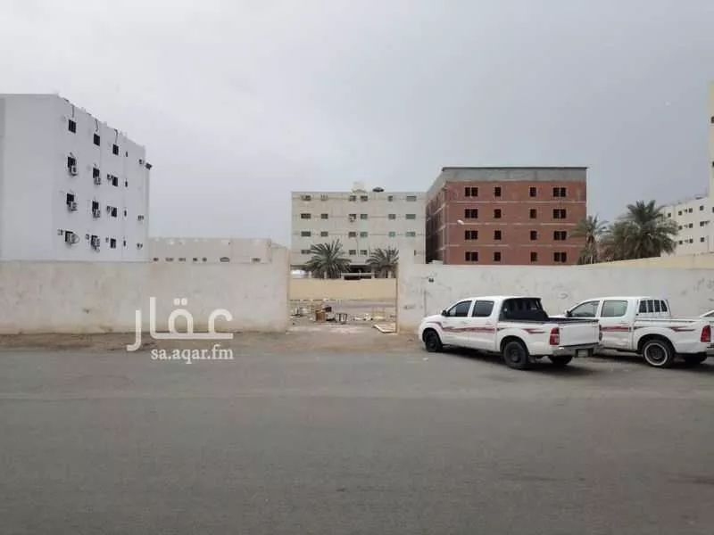 أرض 2500 م² في الظاهرة 5