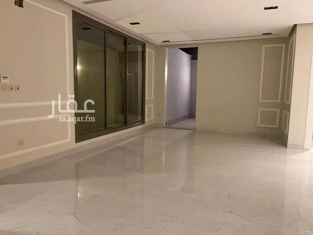 فيلا 5 غرف في العارض 2