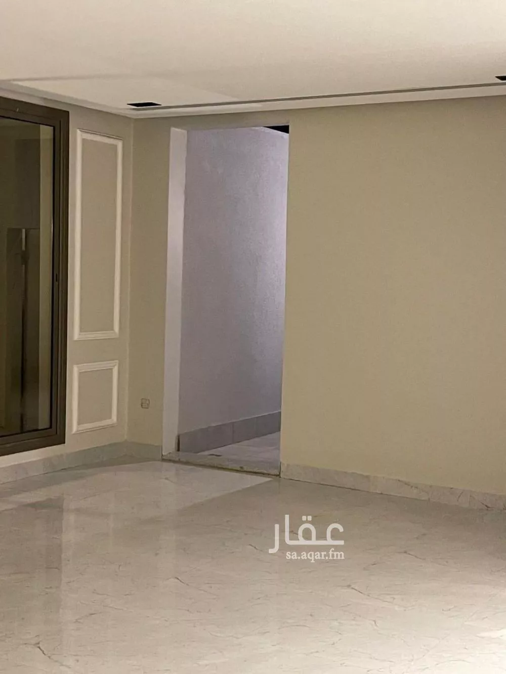 فيلا 5 غرف في العارض 4