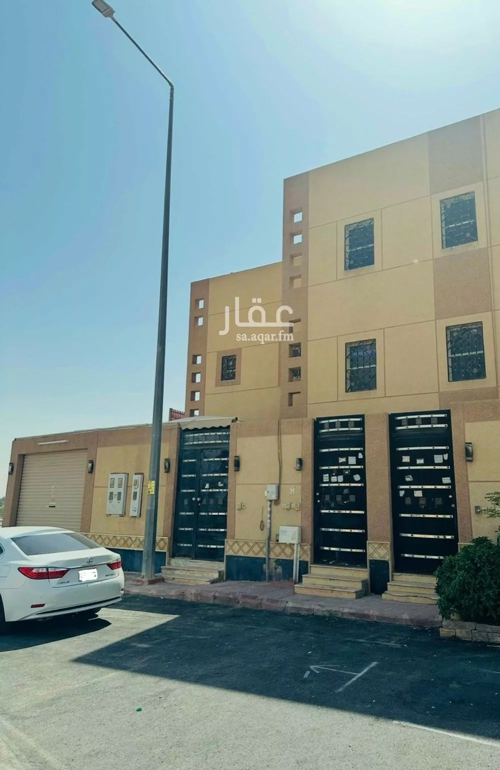 3 bedroom floor in Badr