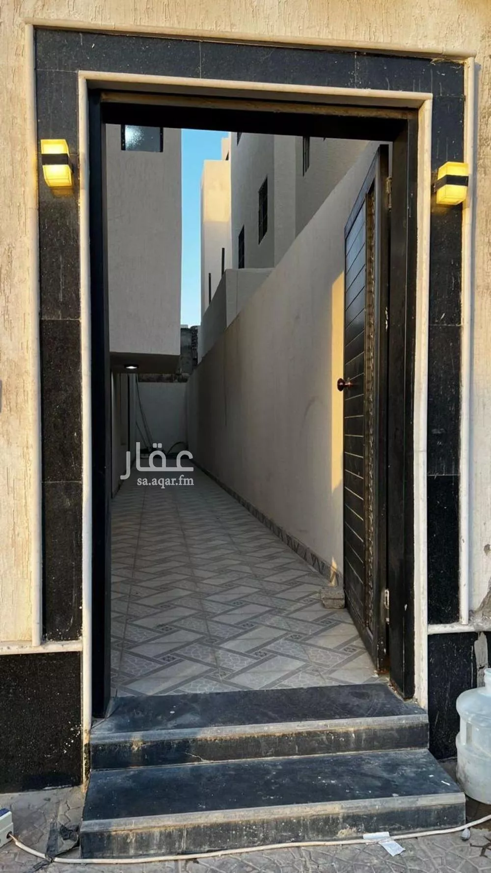 شقة 6 غرف في الجنادرية 3